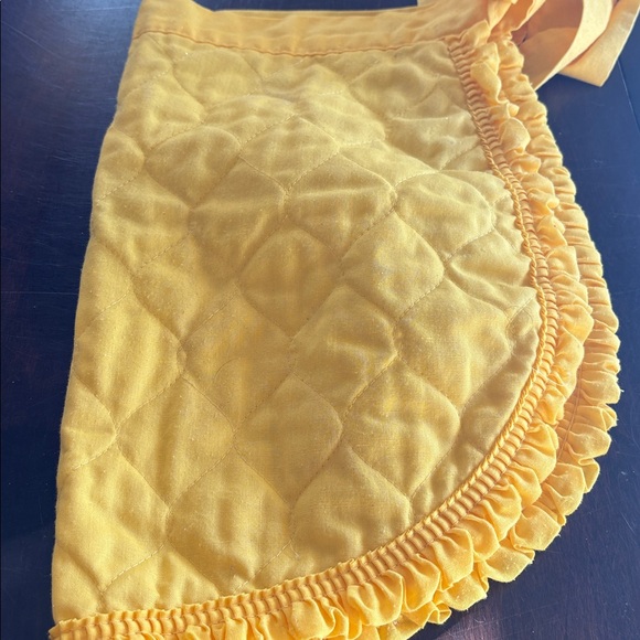 Vintage Yellow Quilted Apron - Picture 4 of 6